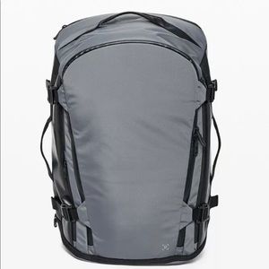 Lululemon Mens ’More Miles’ 39L Backpack